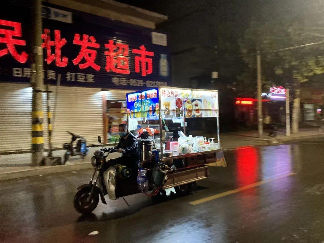 凌晨時分的臨沂，我看到了不一樣的生活