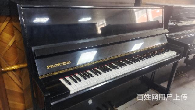 處理三臺(tái)鋼琴