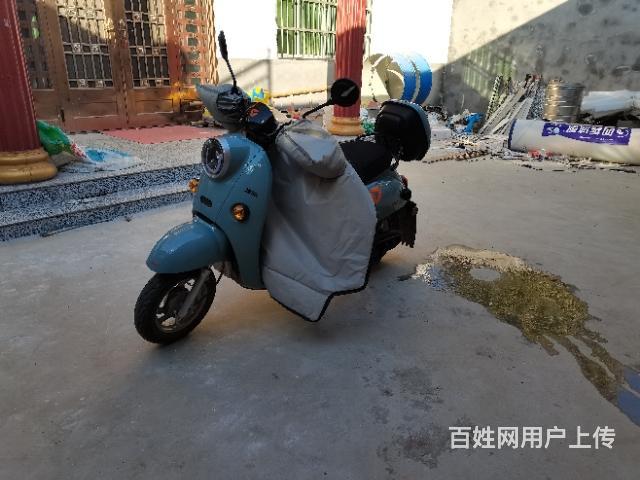 轉(zhuǎn)讓購買倆月的雅迪電動(dòng)車