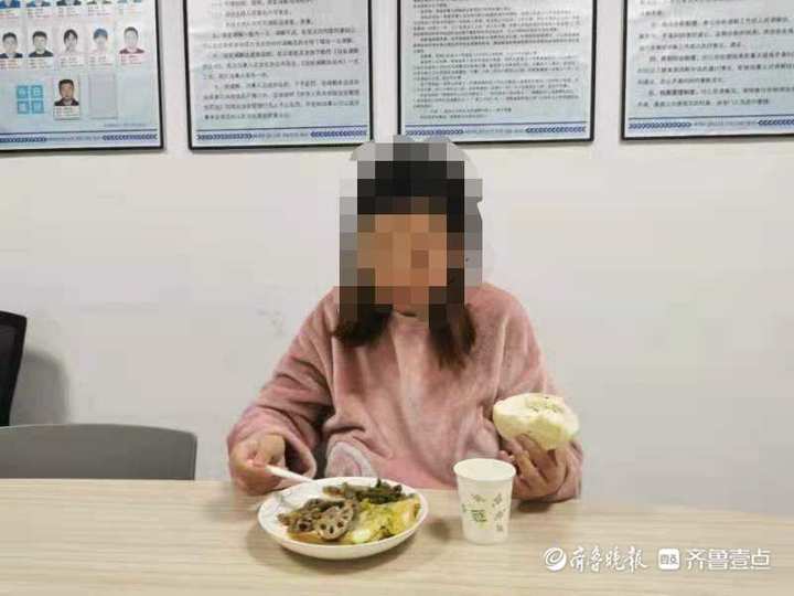 與丈夫吵架，孕婦穿著睡衣獨(dú)自從臨沂乘車到濟(jì)……