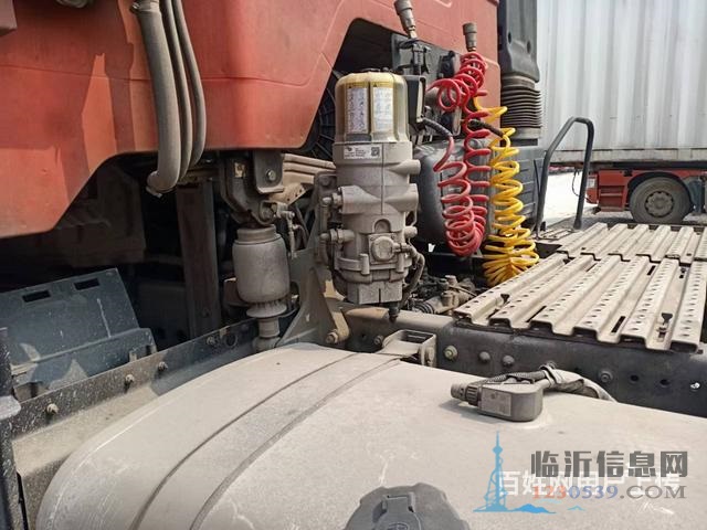 出售精品二手解放牽引車 460馬力，國(guó)五，雙驅(qū)輕體