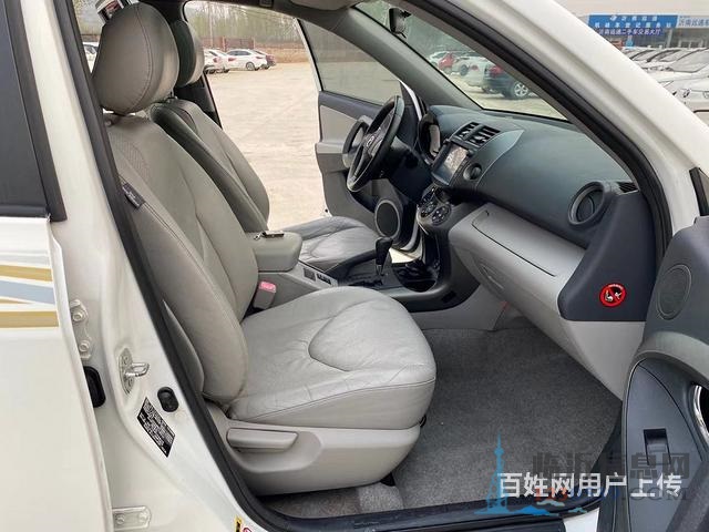 豐田RAV4 2011款 2.4 手動 至臻導(dǎo)航版