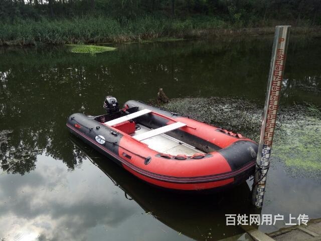 沖鋒舟推進(jìn)器船外機(jī)