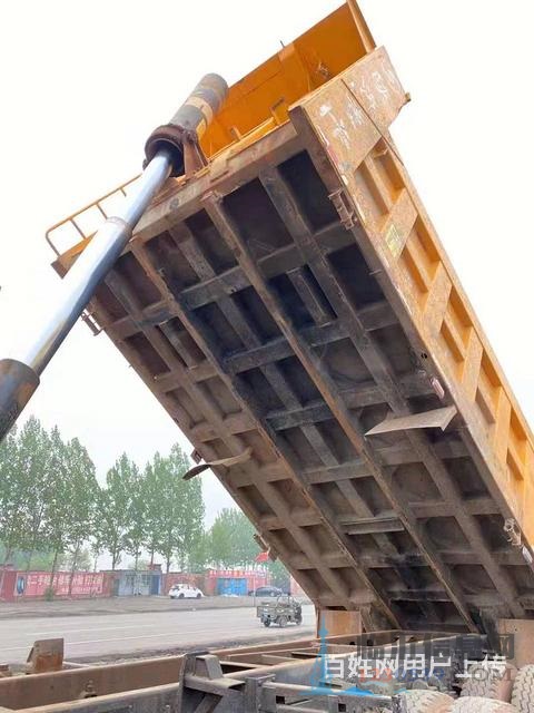 轉(zhuǎn)讓11年國(guó)3排放陜汽德龍后八自卸車(chē)，貨箱5米8