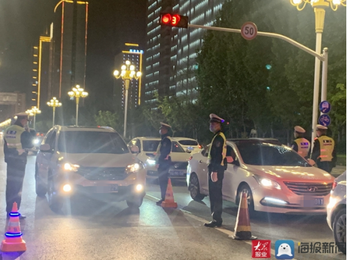 臨沂交警夜查：2小時(shí)查獲3名涉“酒司機(jī)”，僥幸心理可別有