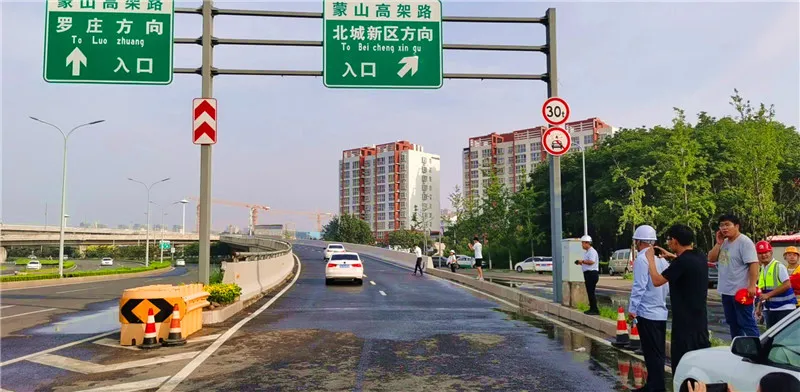 剛剛，通車