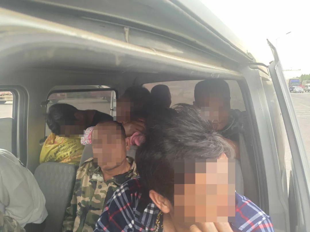 1個(gè)敢開，11個(gè)敢坐！駕駛證超分注銷仍駕車！ | 一線微觀