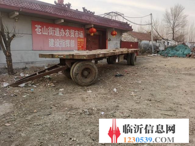 平板拖車十米長(zhǎng)托盤(pán)