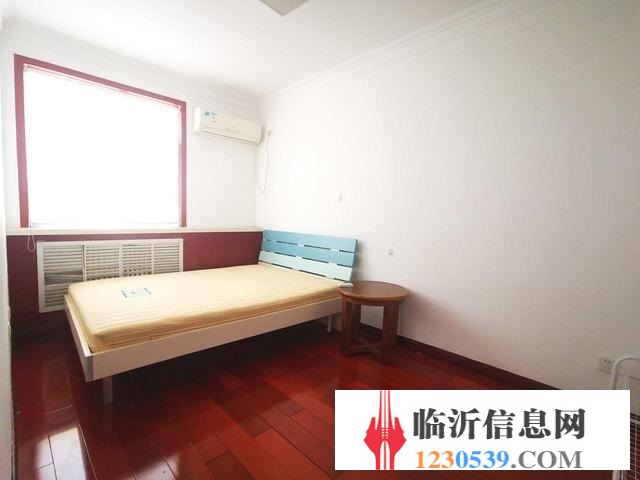 開(kāi)元上城 南北通透 元寶戶型 三室兩衛(wèi) 證過(guò)二 帶產(chǎn)權(quán)車(chē)位