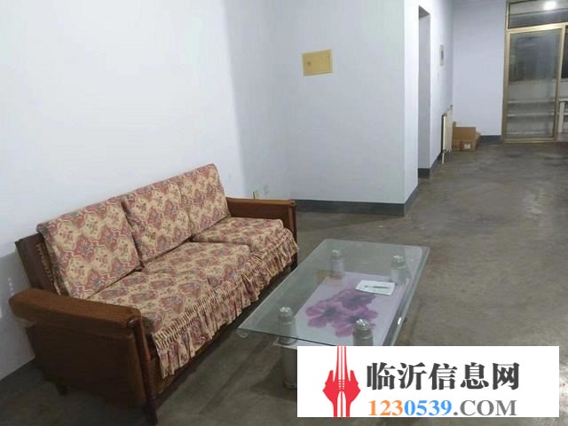 河?xùn)|開發(fā)區(qū)馬石河小區(qū)四樓低價出售