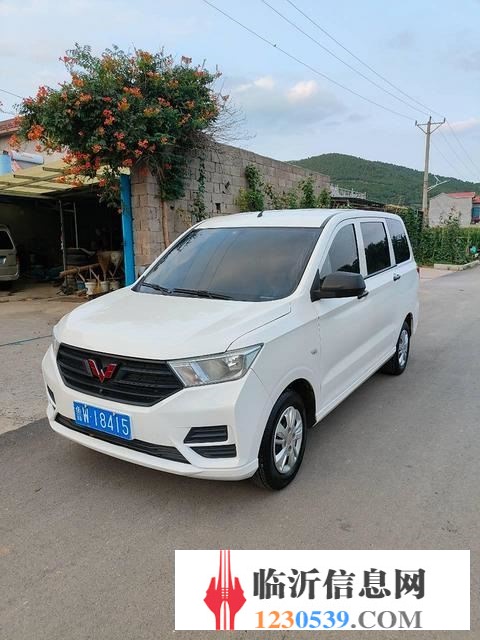 2019年五菱宏光S新款精品，2萬(wàn)多點(diǎn)